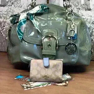 Coach Glossy Green Shoulder Bag with Blue Accents